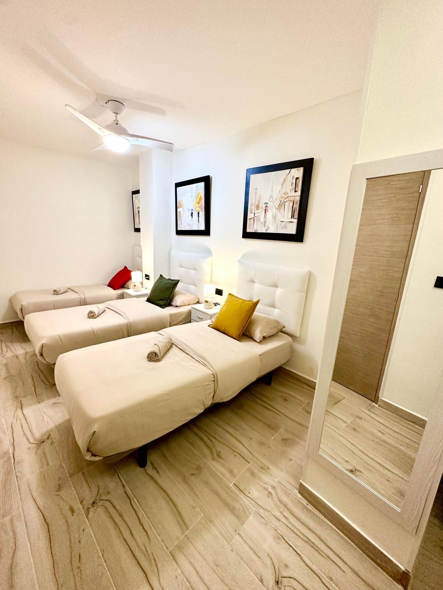 La Reina Apartment By The Sea Alicante Exteriör bild