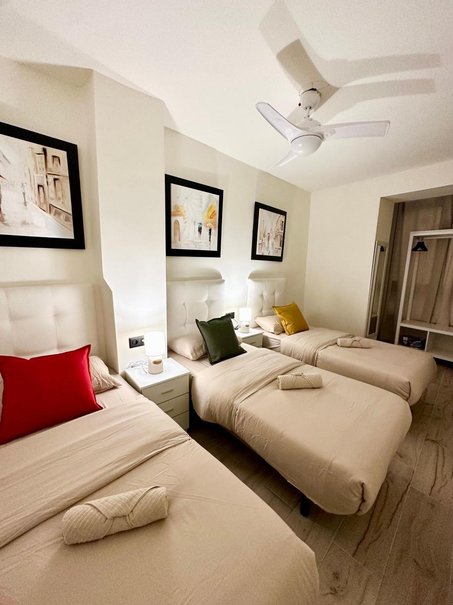 La Reina Apartment By The Sea Alicante Exteriör bild