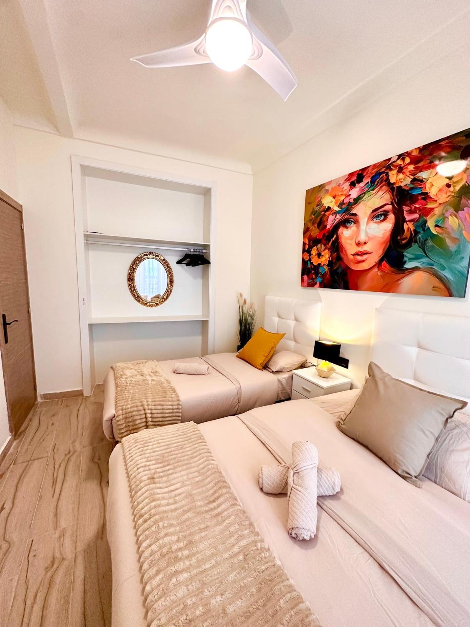 La Reina Apartment By The Sea Alicante Exteriör bild